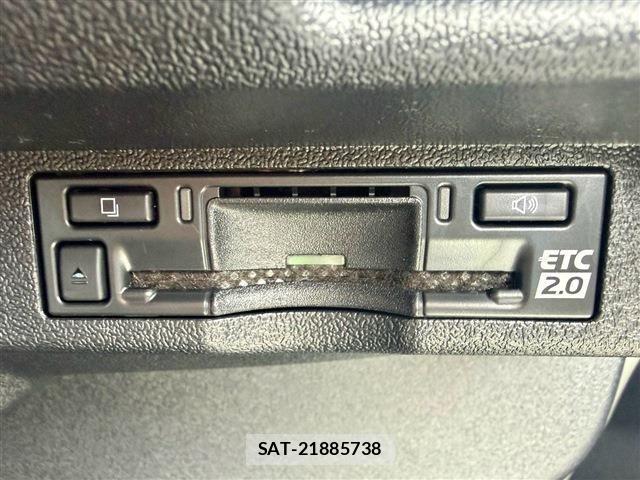 Toyota HIACE VAN 2026-07 8317701-12