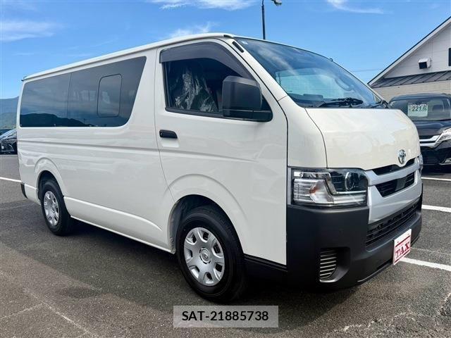 Toyota HIACE VAN 2026-07 8317701-19