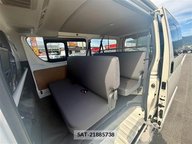 Toyota HIACE VAN 2026-07 8317701-29