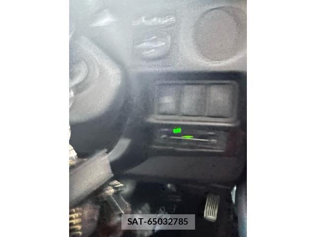 Toyota HIACE VAN 2020-11 8317711-12