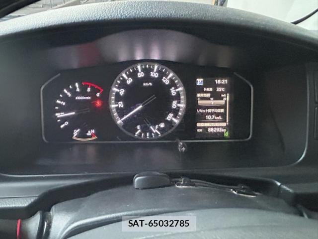 Toyota HIACE VAN 2020-11 8317711-13
