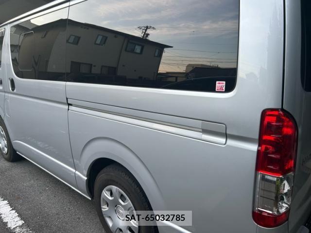 Toyota HIACE VAN 2020-11 8317711-3