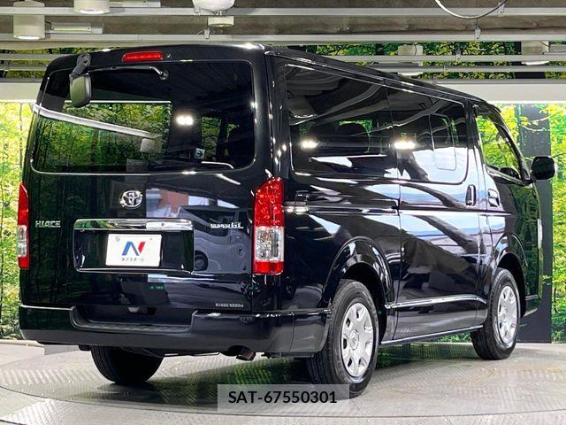 Toyota HIACE VAN 2019-11 8317710-16