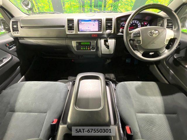Toyota HIACE VAN 2019-11 8317710-4