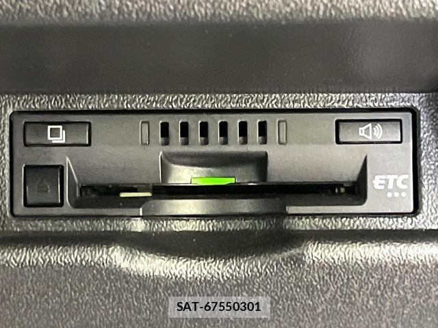 Toyota HIACE VAN 2019-11 8317710-6