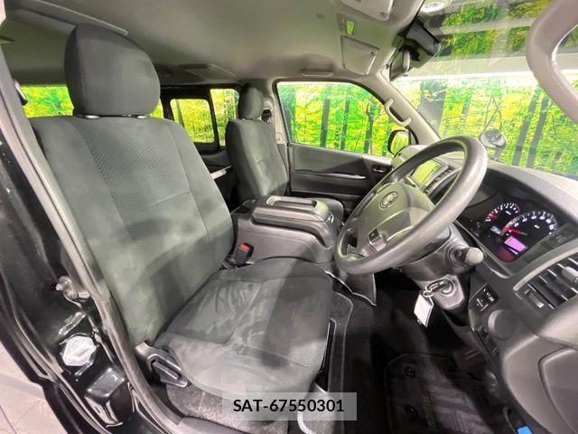 Toyota HIACE VAN 2019-11 8317710-8