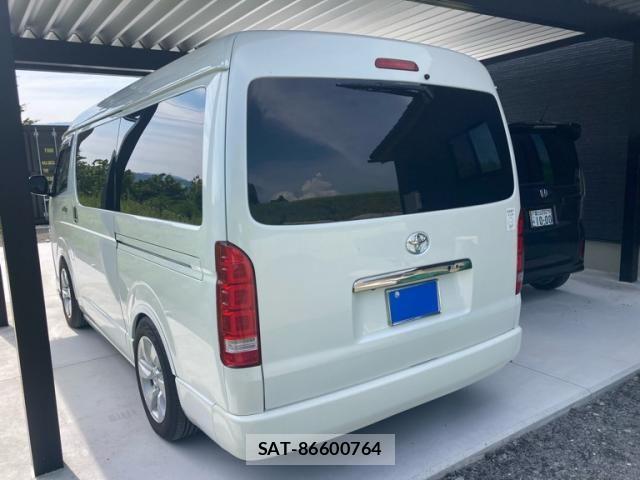Toyota HIACE VAN 2018-11 8317705-9