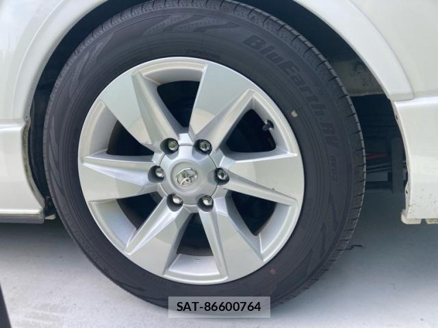 Toyota HIACE VAN 2018-11 8317705-11