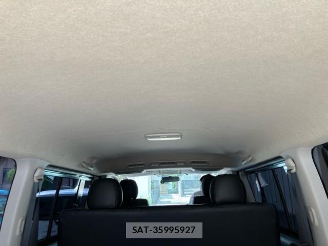 Toyota HIACE VAN 2014-11 8317713-13