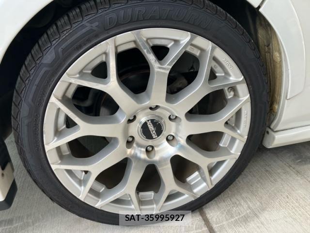 Toyota HIACE VAN 2014-11 8317713-7