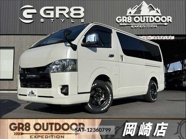 Toyota HIACE VAN 2022-06 8317699-0