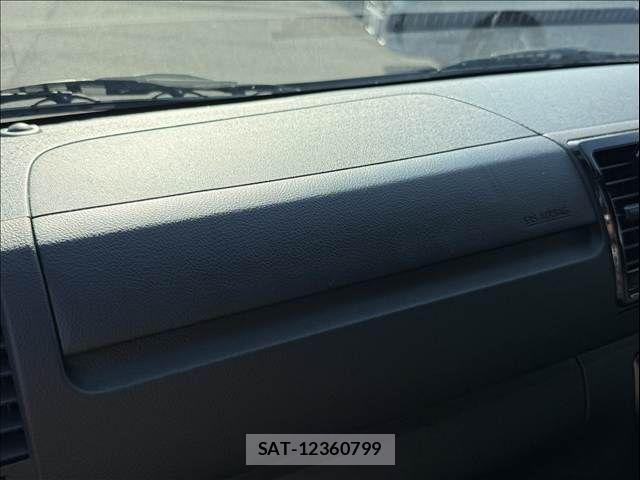 Toyota HIACE VAN 2022-06 8317699-18