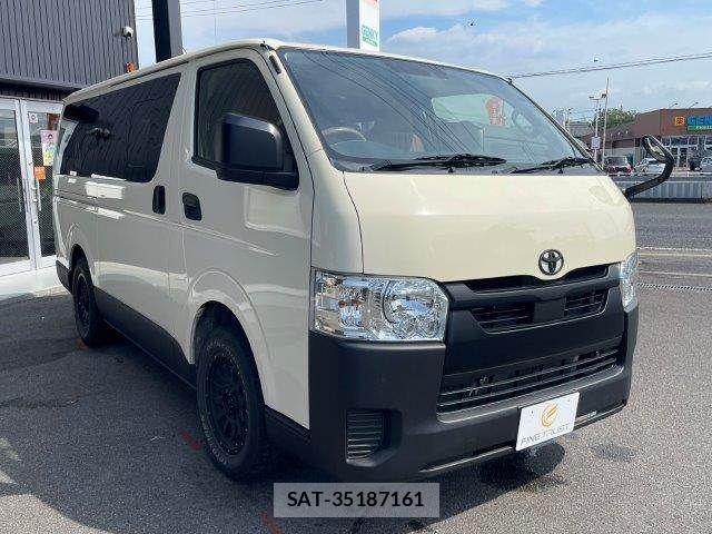Toyota HIACE VAN 2022-08 8317709-14