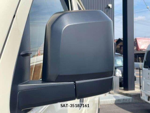 Toyota HIACE VAN 2022-08 8317709-22