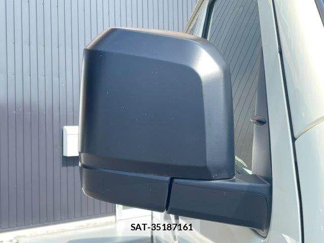Toyota HIACE VAN 2022-08 8317709-23