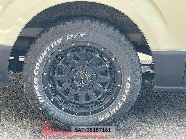 Toyota HIACE VAN 2022-08 8317709-24