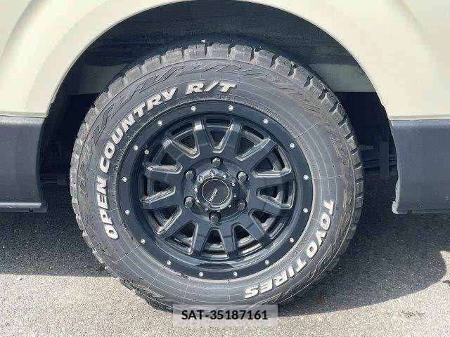 Toyota HIACE VAN 2022-08 8317709-25