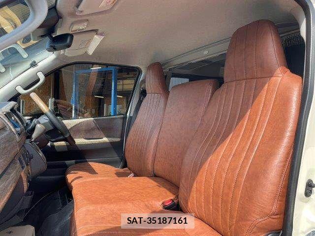 Toyota HIACE VAN 2022-08 8317709-29