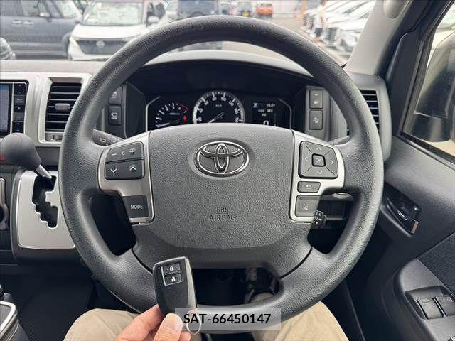 Toyota HIACE VAN 2023-09 8317698-6