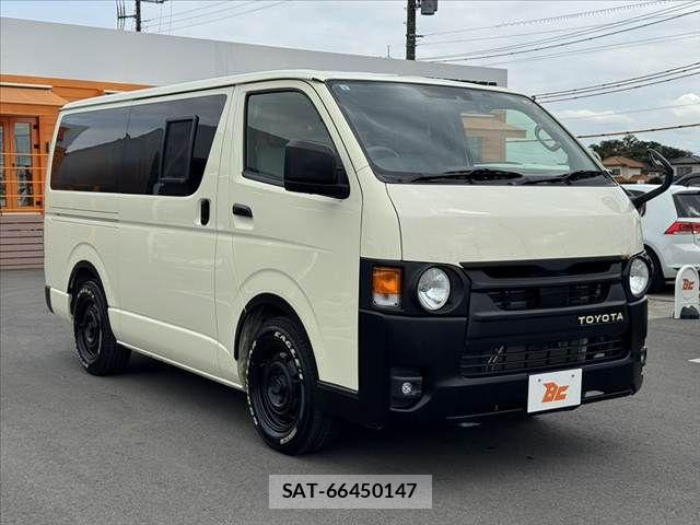 Toyota HIACE VAN 2023-09 8317698-7