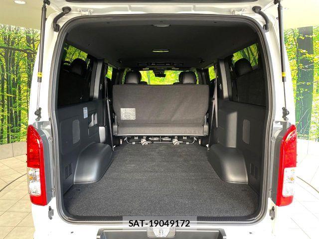 Toyota HIACE VAN 2025-10 8317696-9