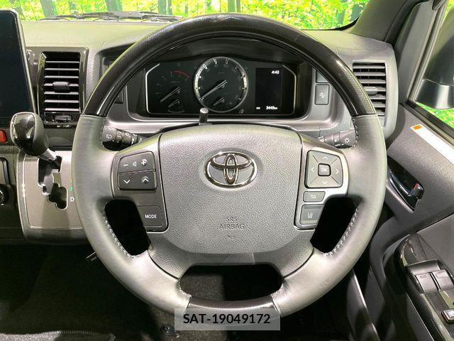 Toyota HIACE VAN 2025-10 8317696-10