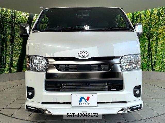 Toyota HIACE VAN 2025-10 8317696-13