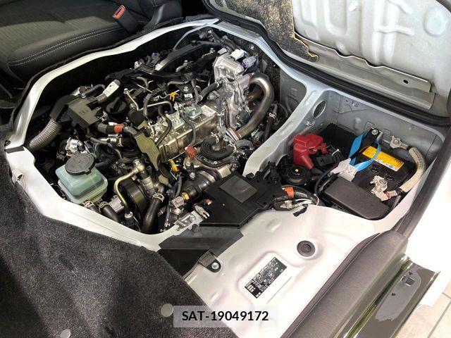 Toyota HIACE VAN 2025-10 8317696-17