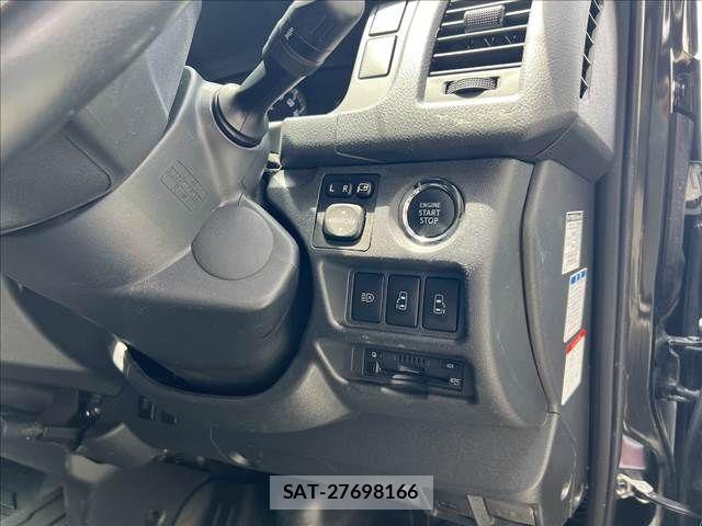 Toyota HIACE VAN 2023-09 8317703-13