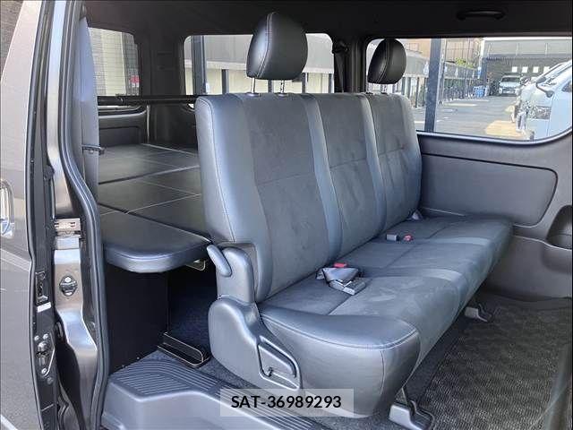 Toyota HIACE VAN 2021-04 8317702-7