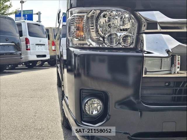 Toyota HIACE VAN 2018-02 8317707-9