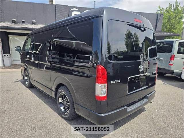 Toyota HIACE VAN 2018-02 8317707-15