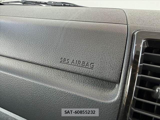 Toyota HIACE VAN 2021-08 8317706-22