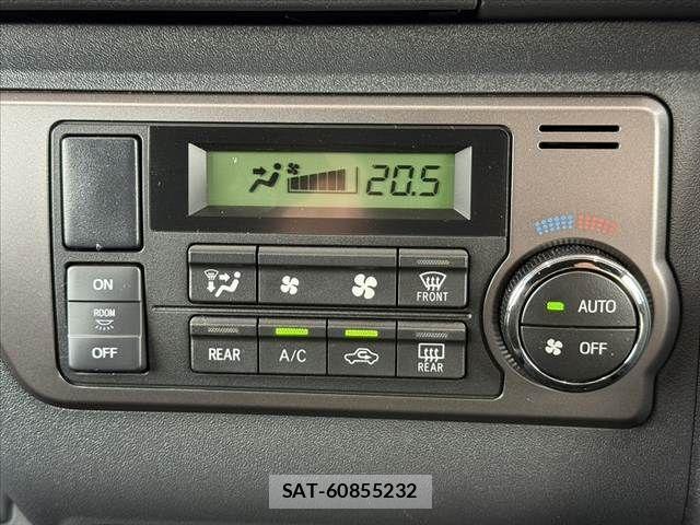 Toyota HIACE VAN 2021-08 8317706-26