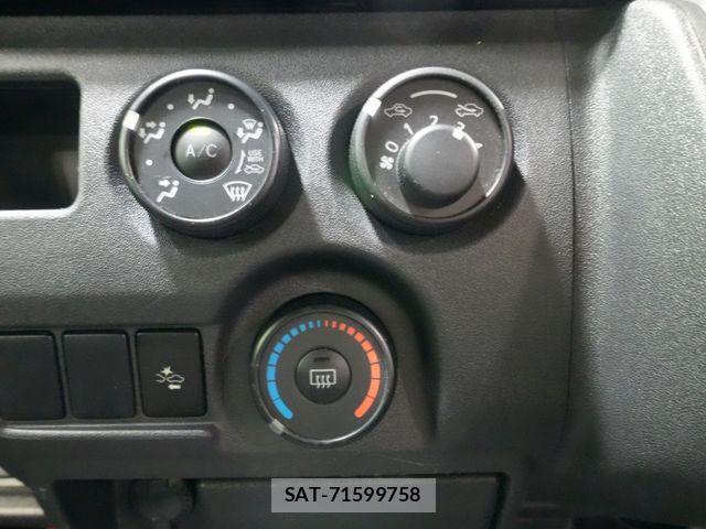 Toyota HIACE VAN 2019-07 8317712-11