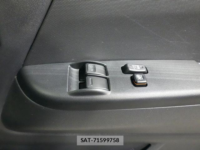 Toyota HIACE VAN 2019-07 8317712-14
