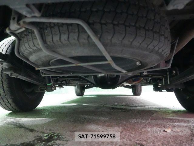 Toyota HIACE VAN 2019-07 8317712-20