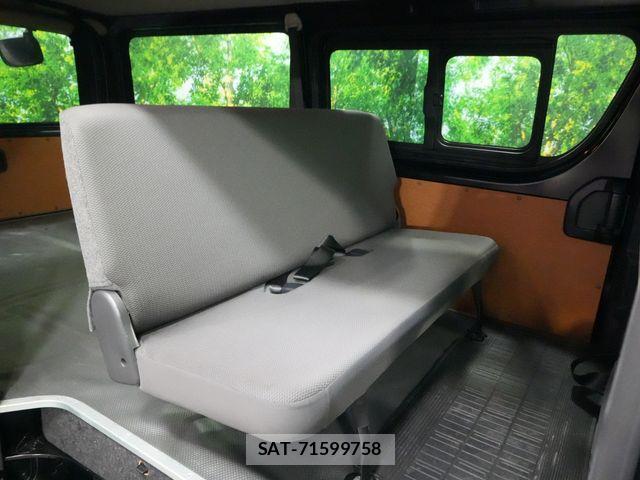Toyota HIACE VAN 2019-07 8317712-25