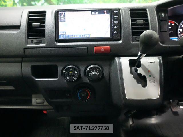 Toyota HIACE VAN 2019-07 8317712-7