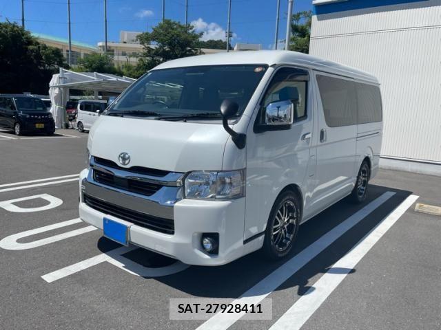 Toyota HIACE VAN 2021-04 8338240-0