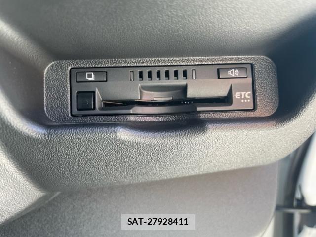 Toyota HIACE VAN 2021-04 8338240-11