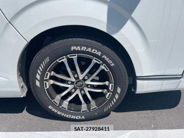 Toyota HIACE VAN 2021-04 8338240-3