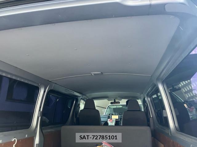 Toyota HIACE VAN 2007-01 8338257-13