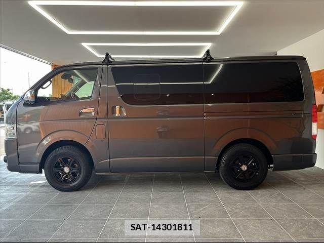 Toyota HIACE VAN 2018-03 8338247-10