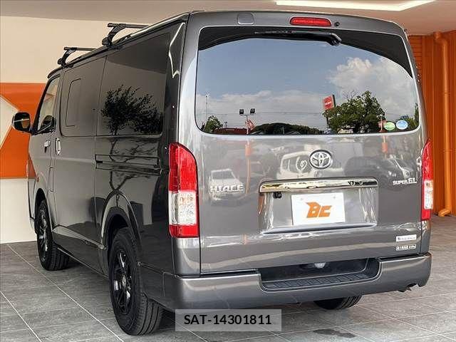 Toyota HIACE VAN 2018-03 8338247-12