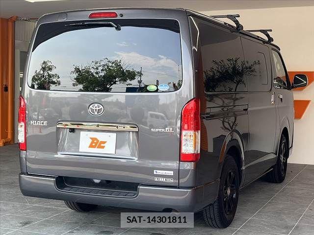 Toyota HIACE VAN 2018-03 8338247-14