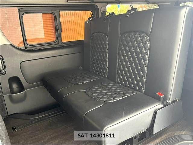 Toyota HIACE VAN 2018-03 8338247-18