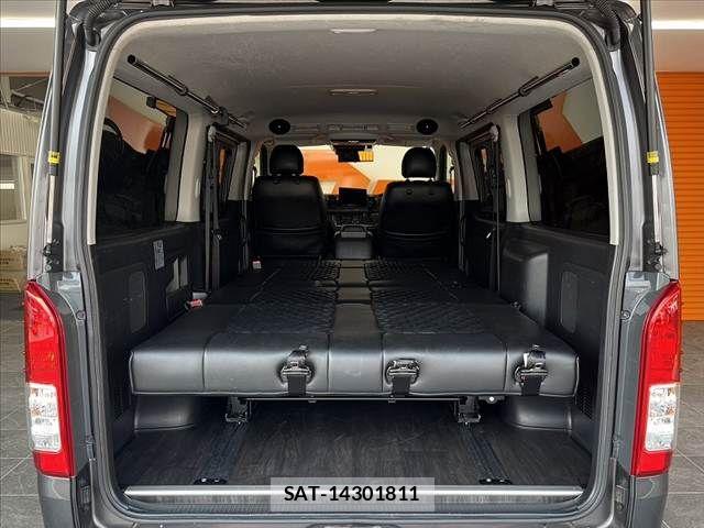Toyota HIACE VAN 2018-03 8338247-22