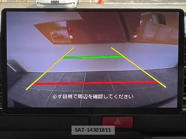 Toyota HIACE VAN 2018-03 8338247-3
