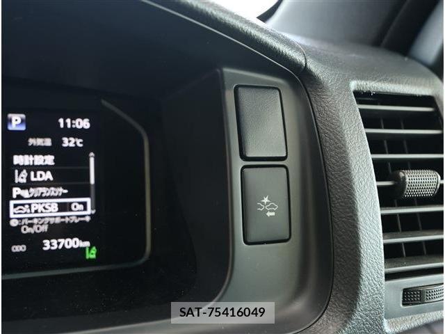 Toyota HIACE VAN 2023-11 8338241-9